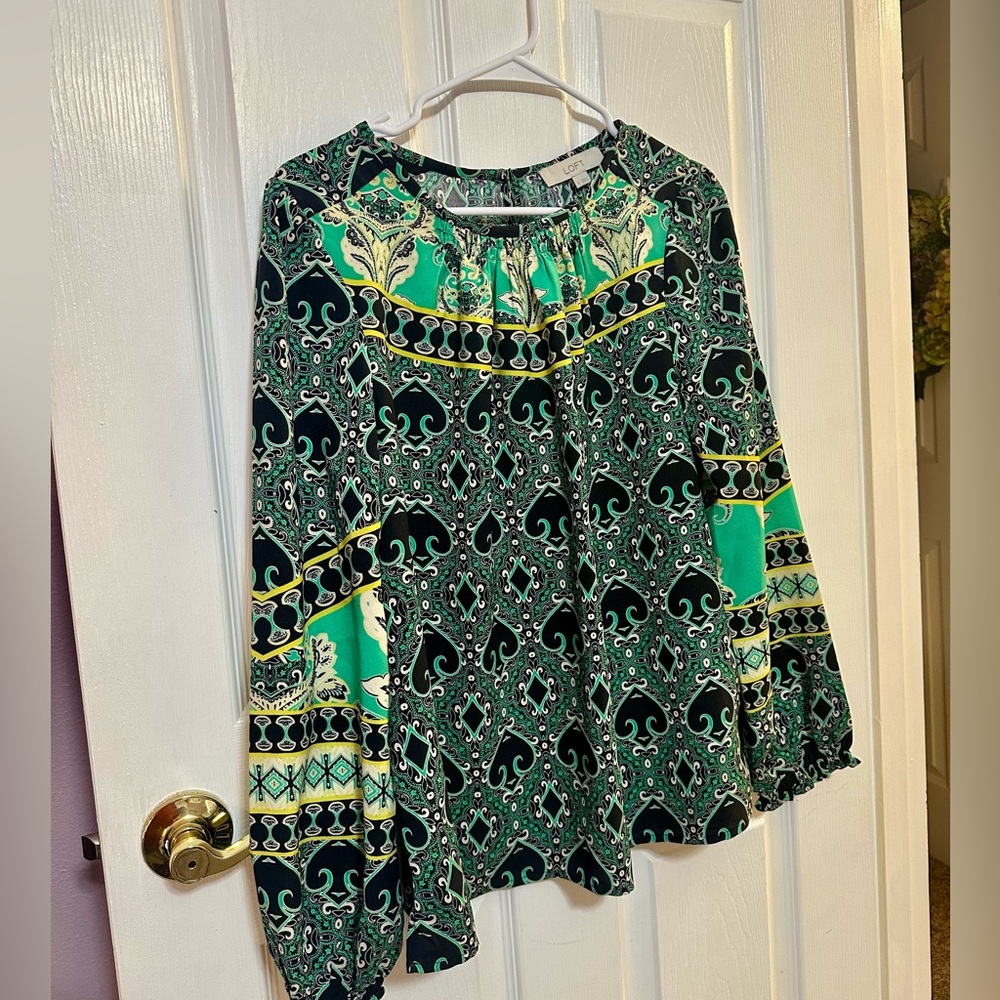 LOFT Medium Long Sleeve Vibrant Green Geometric Floral Paisley Print Blouse - Picture 5 of 6